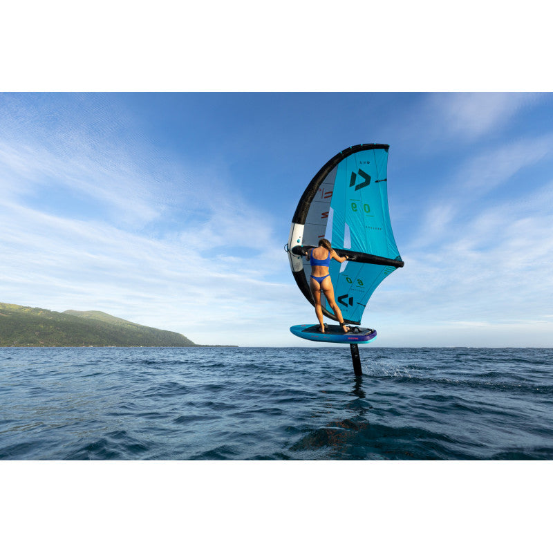Aero Free foilvinge i olika storlekar – för wingfoil, SUP, prone och windsurfing, med låg dragprofil och stabilt lyft.