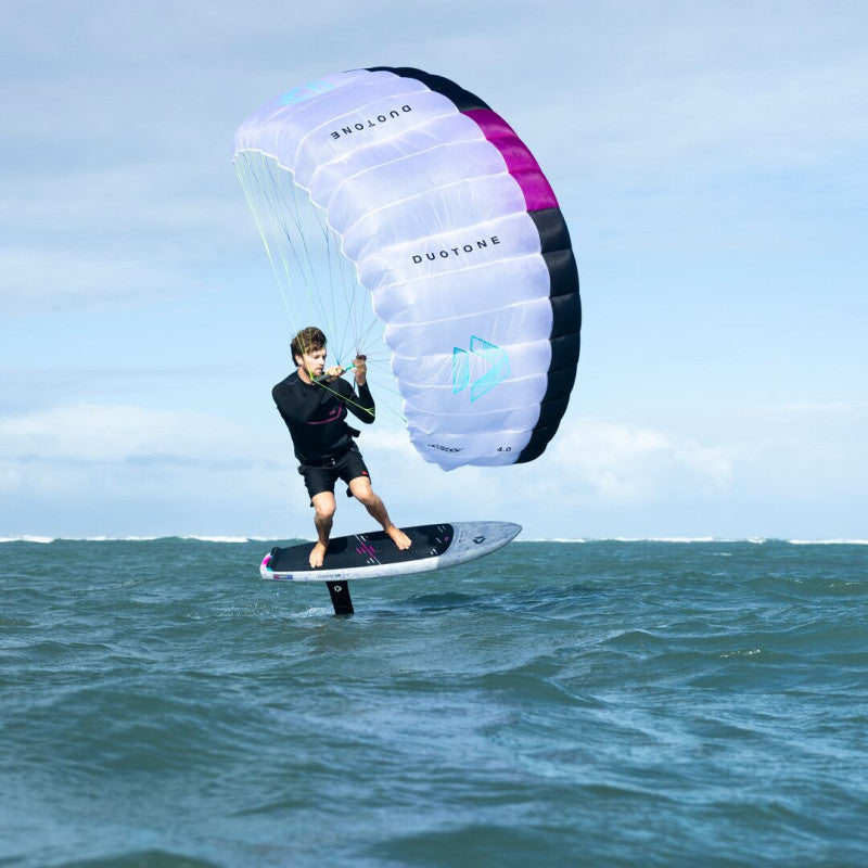 Duotone Paradox SLS wingfoil sedd framifrån i profil